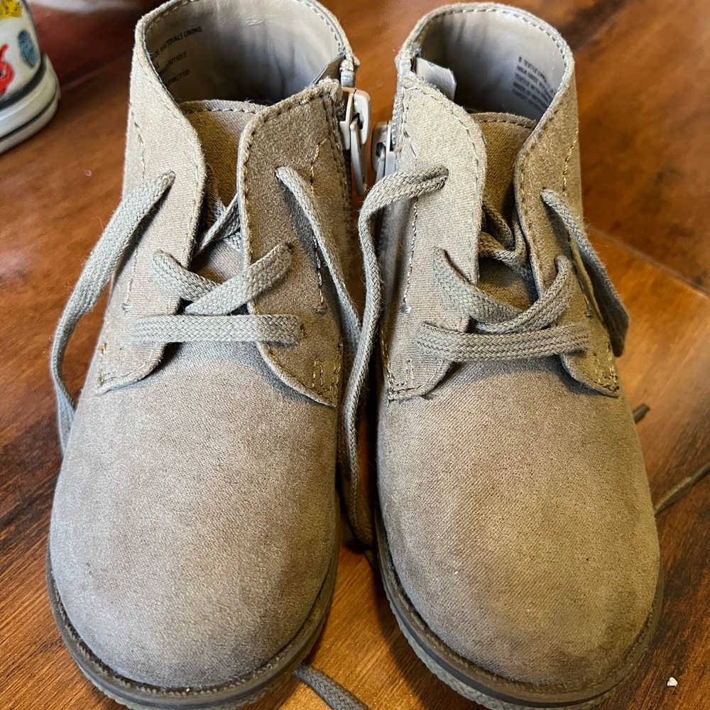 Cat and Jack boots